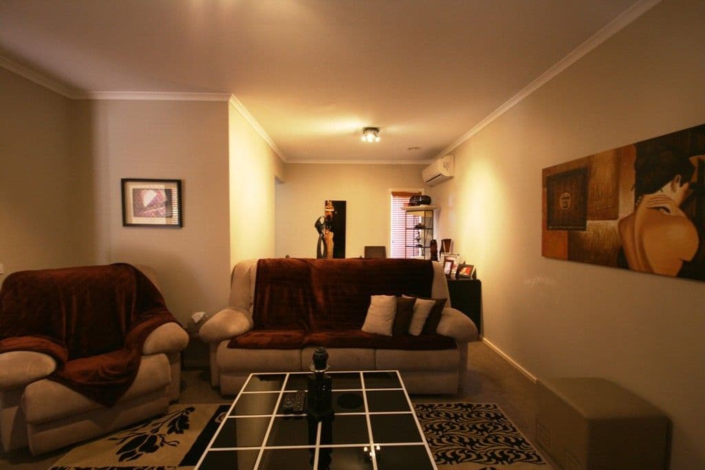 39 The Glades, TAYLORS HILL VIC 3037, Taylors Hill - Thumbnail 3
