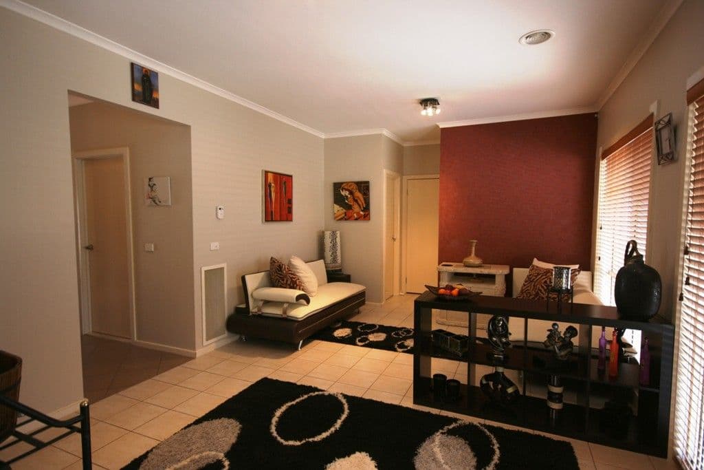 39 The Glades, TAYLORS HILL VIC 3037, Taylors Hill - Thumbnail 4