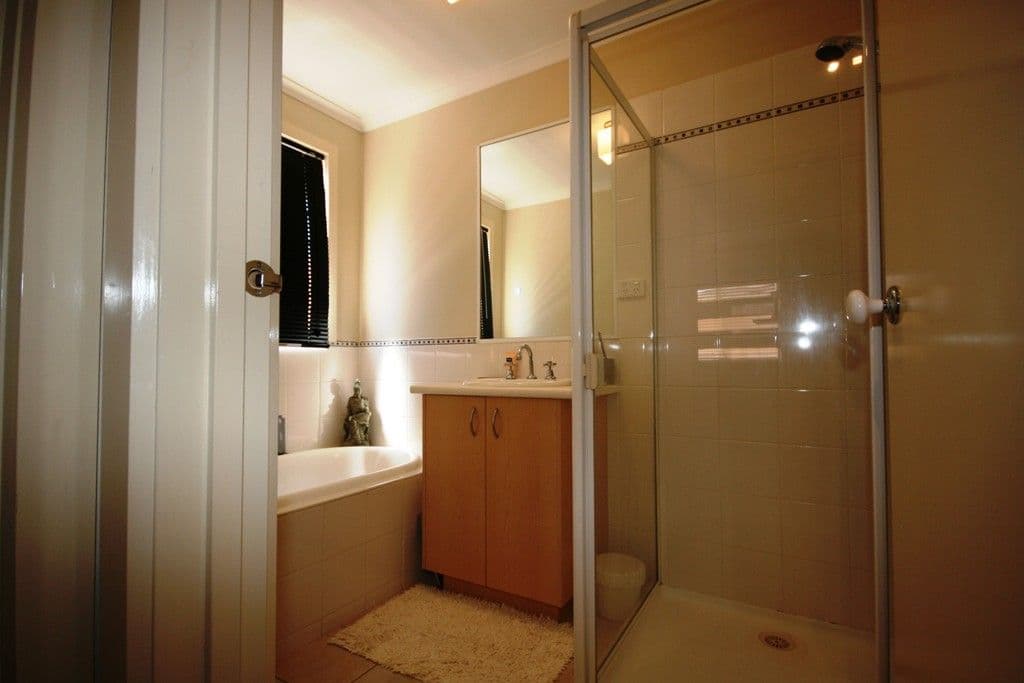 39 The Glades, TAYLORS HILL VIC 3037, Taylors Hill - Thumbnail 8