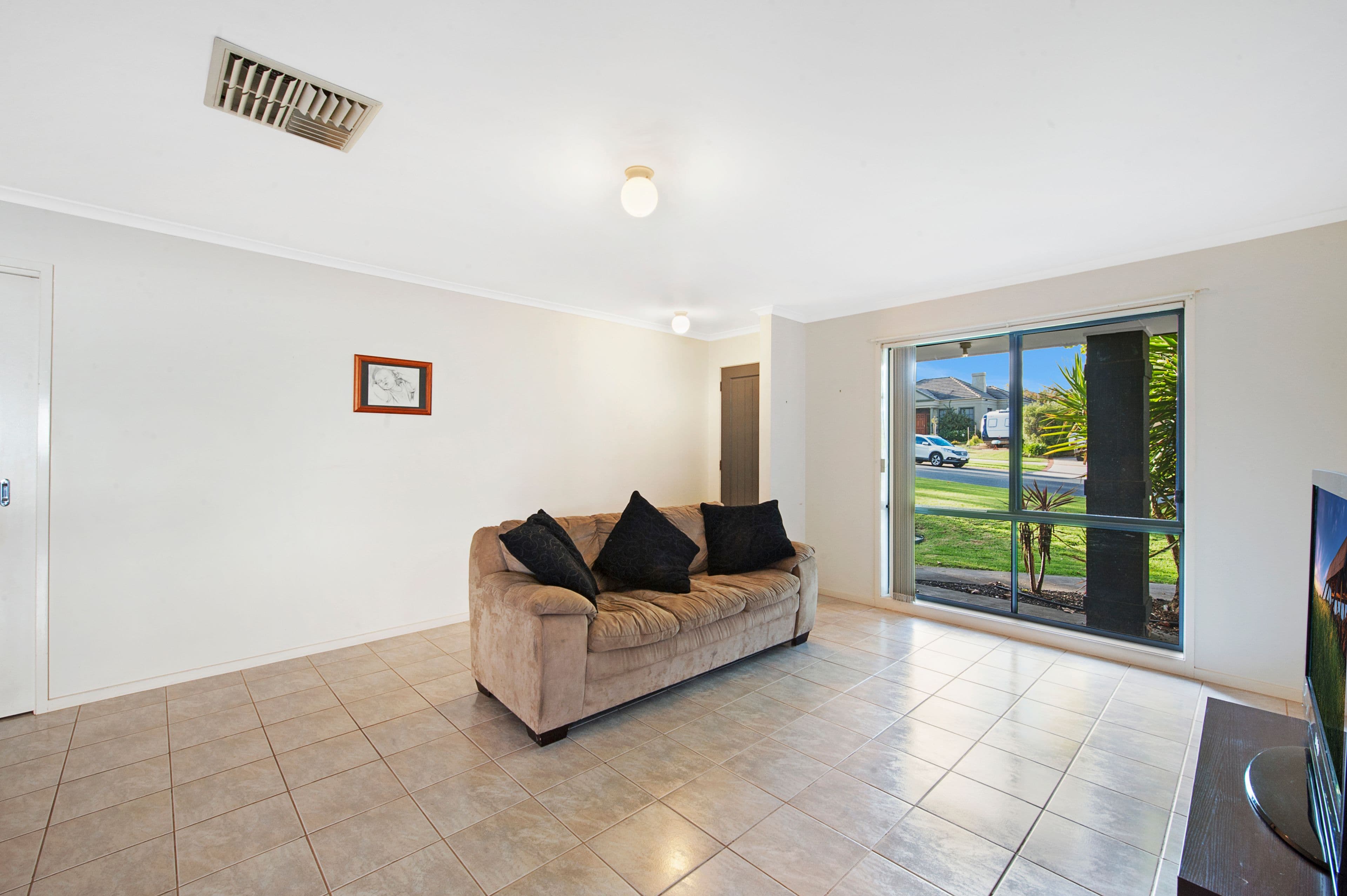 7 Avondale Drive, Wodonga VIC 3690, Wodonga - Thumbnail 3