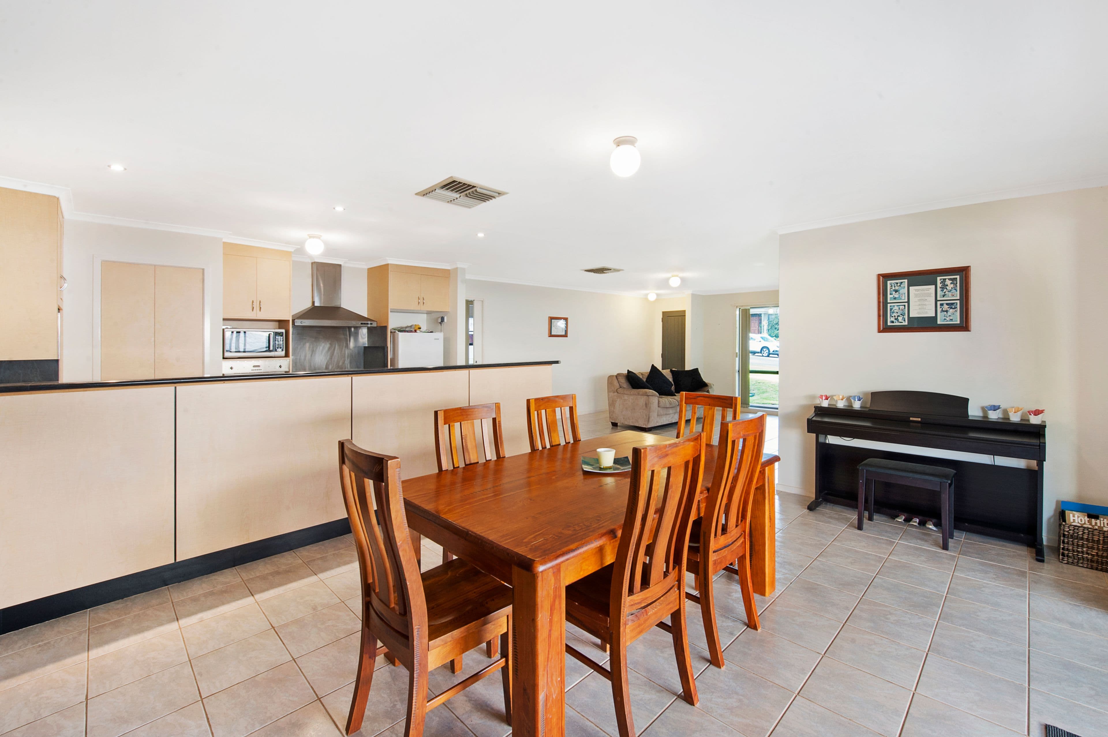 7 Avondale Drive, Wodonga VIC 3690, Wodonga - Thumbnail 4