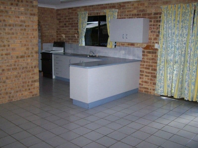 6 Taranganba Road, YEPPOON QLD 4703, Yeppoon - Thumbnail 2