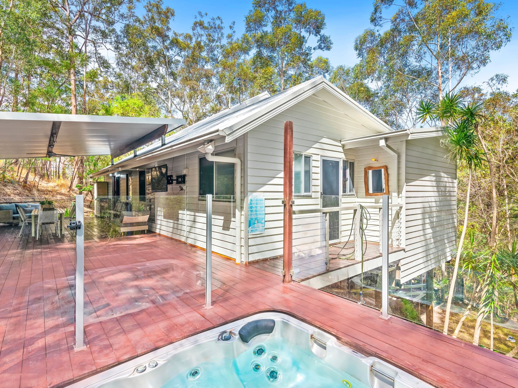 27 Bronhill Street, Currumbin Waters QLD 4223, Currumbin Waters - Thumbnail 3
