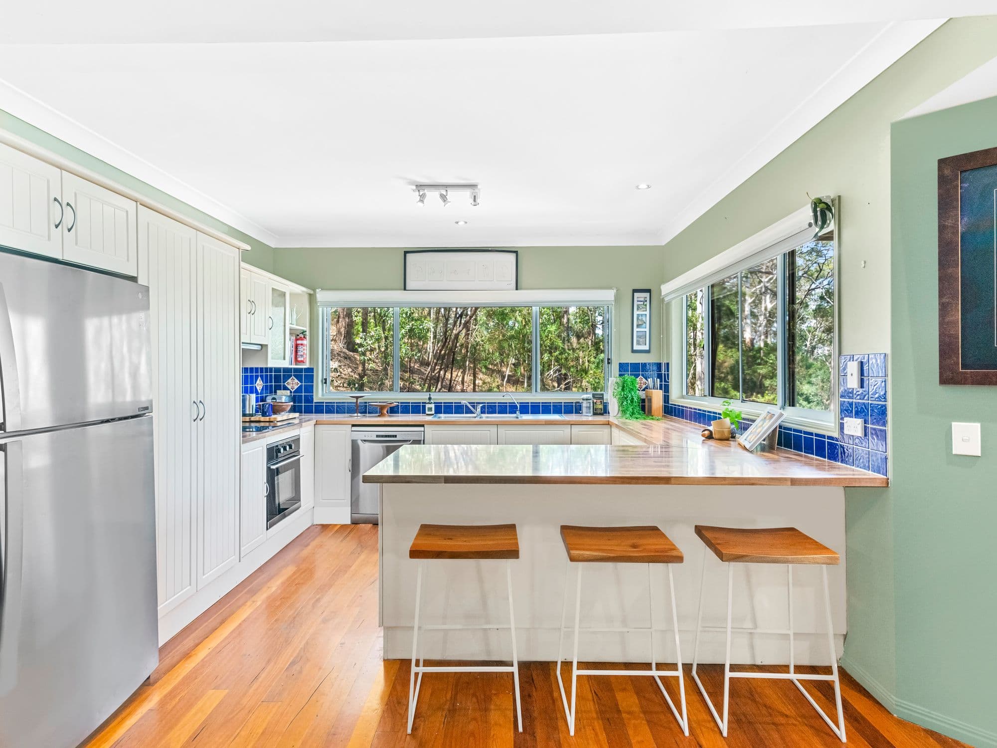 27 Bronhill Street, Currumbin Waters QLD 4223, Currumbin Waters - Thumbnail 5