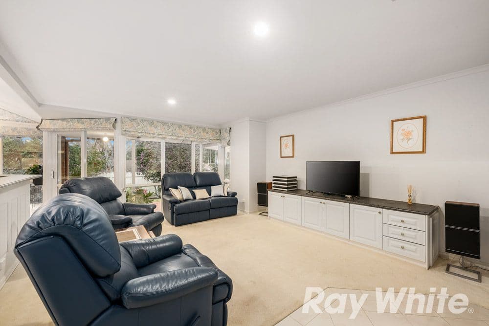 29 Freshfield Avenue, Wantirna VIC 3152, Wantirna - Thumbnail 2