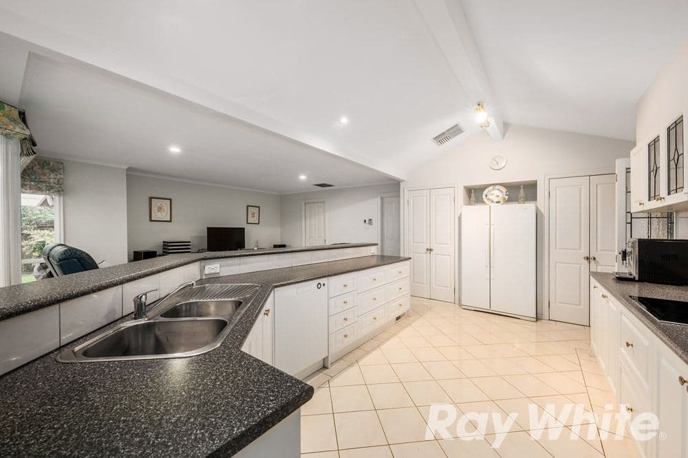 29 Freshfield Avenue, Wantirna VIC 3152, Wantirna - Thumbnail 3