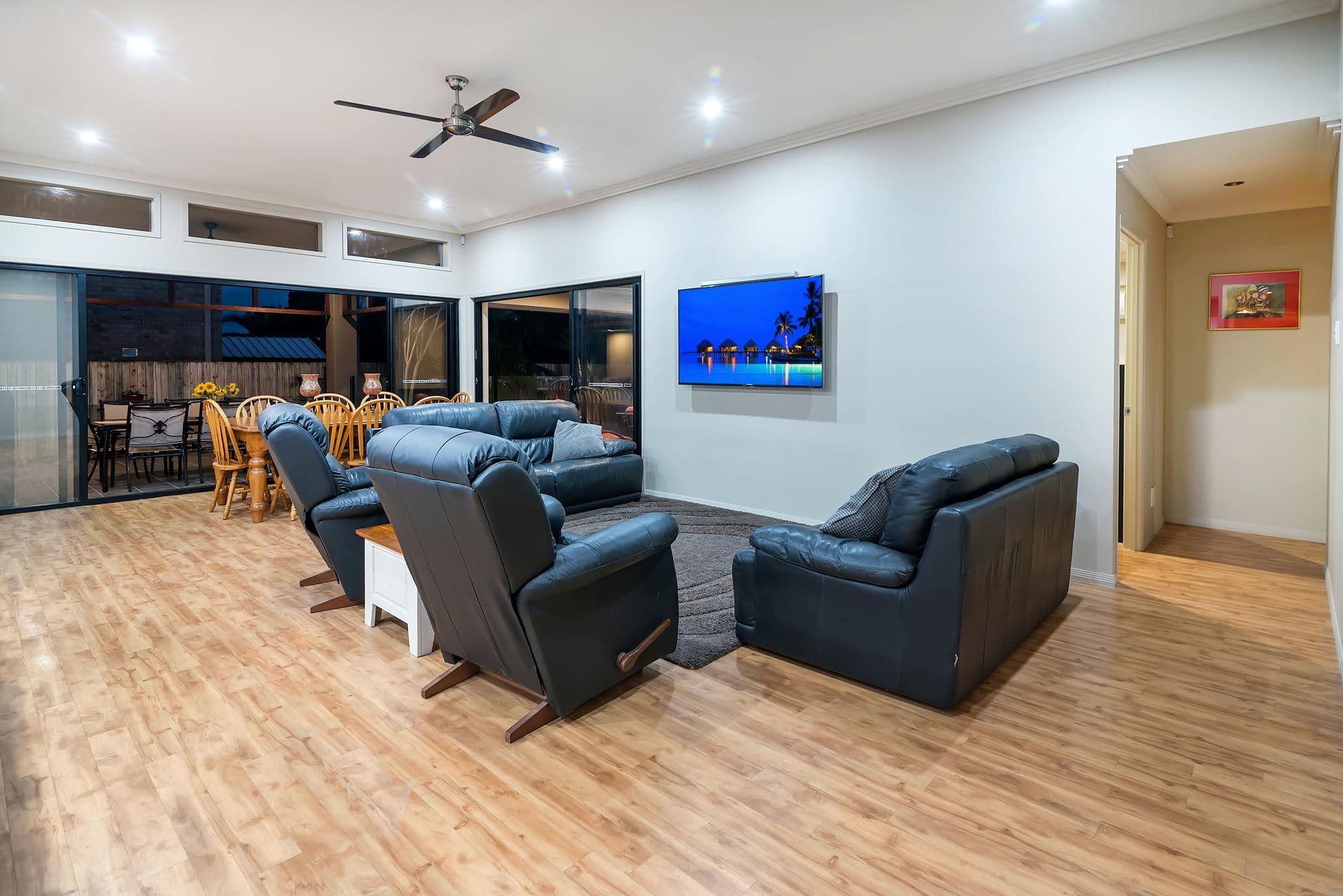 52 Billinghurst Crescent, Upper Coomera QLD 4209, Upper Coomera - Thumbnail 7