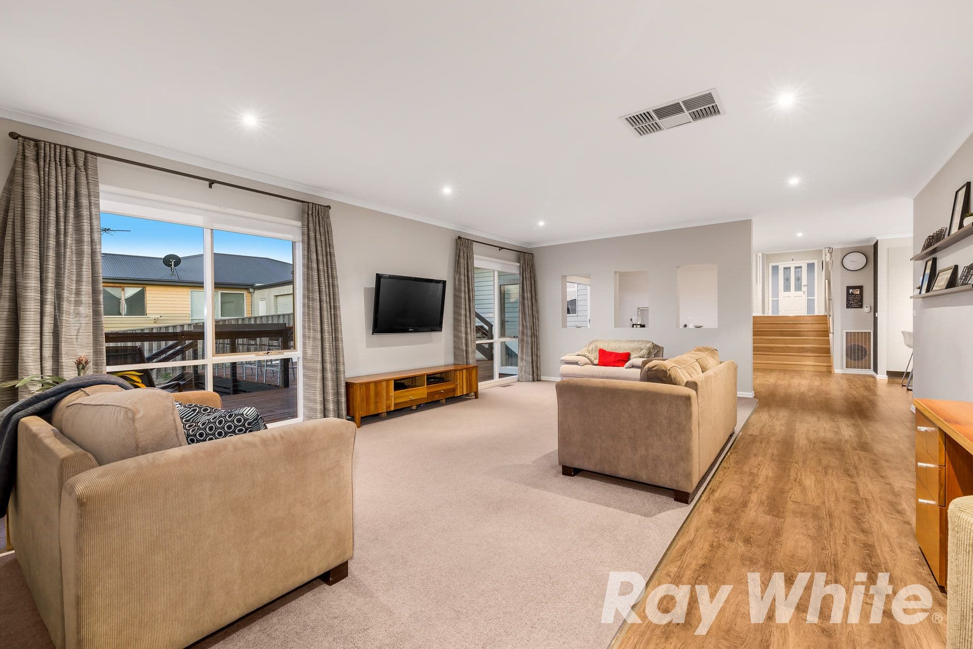 103 Brookwood Avenue, Doreen VIC 3754, Doreen - Thumbnail 3