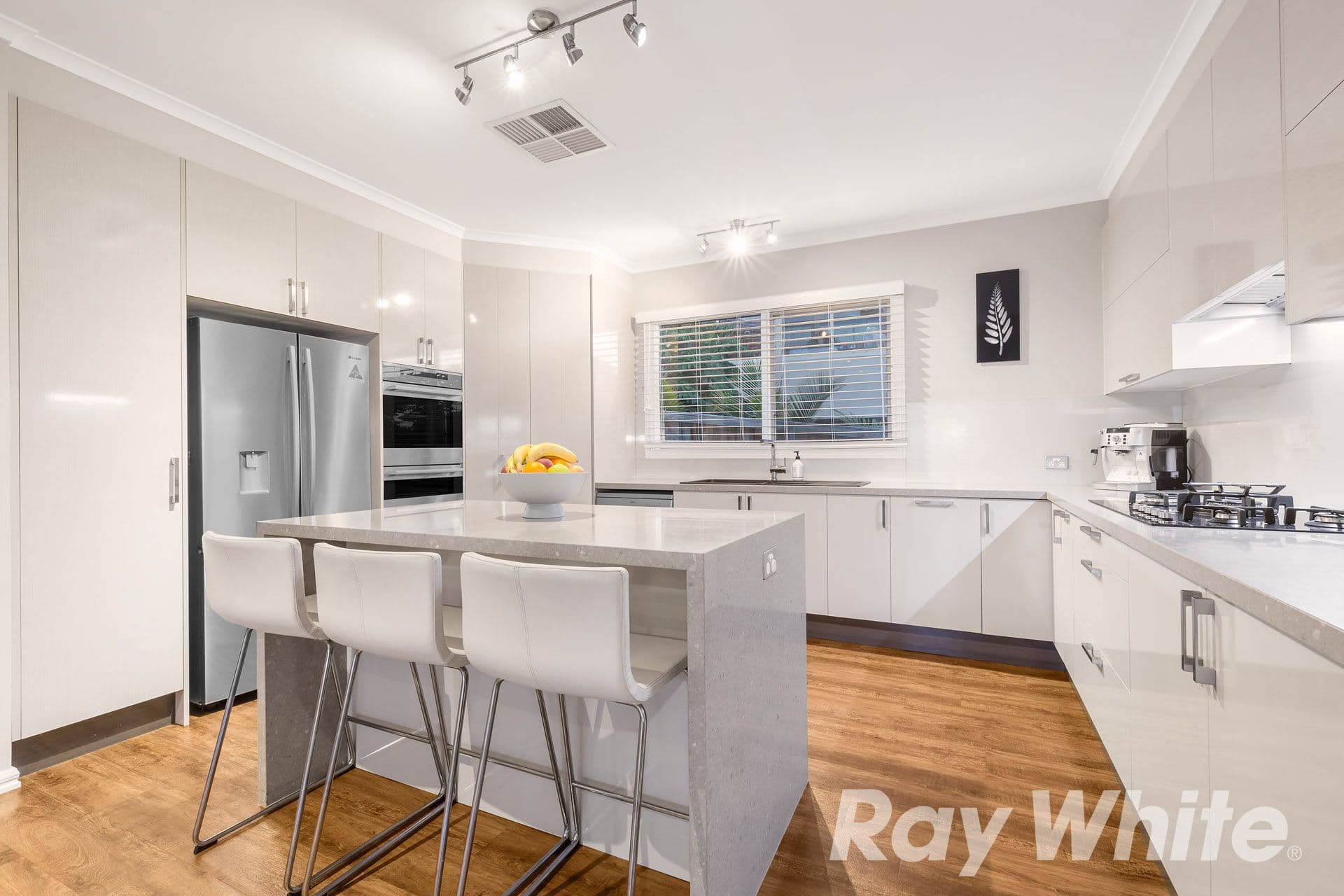 103 Brookwood Avenue, Doreen VIC 3754, Doreen - Thumbnail 4