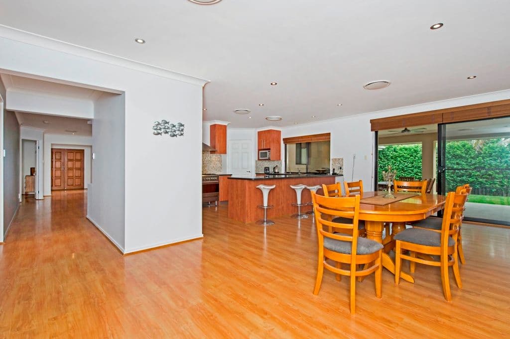 20 Sailaway Court, Coomera Waters QLD 4209, Coomera Waters - Thumbnail 4