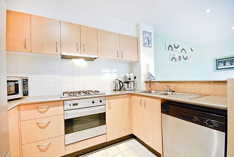 200 Smithfield Road, FLEMINGTON VIC 3031, Flemington - Thumbnail 2