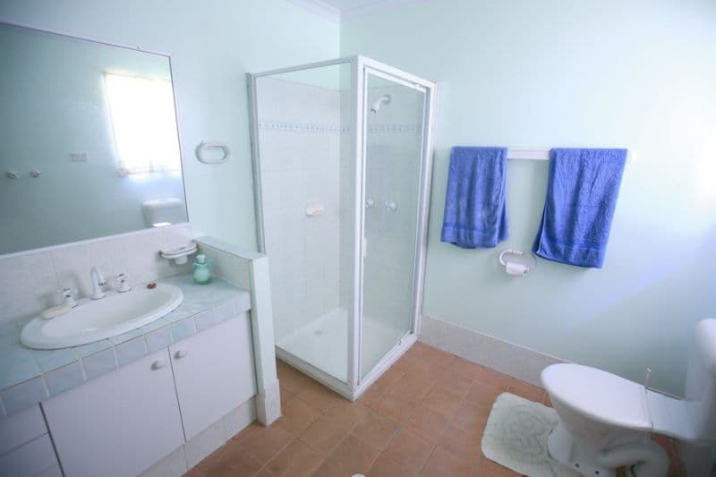 15  Jupiter Street, RUSSELL ISLAND QLD 4184, Russell Island - Thumbnail 5
