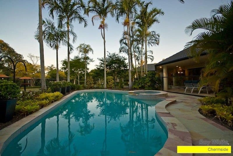 240 Ridley Road, BRIDGEMAN DOWNS QLD 4035, Bridgeman Downs - Thumbnail 3