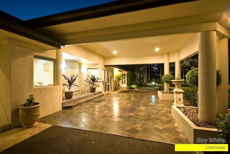 240 Ridley Road, BRIDGEMAN DOWNS QLD 4035, Bridgeman Downs - Thumbnail 5