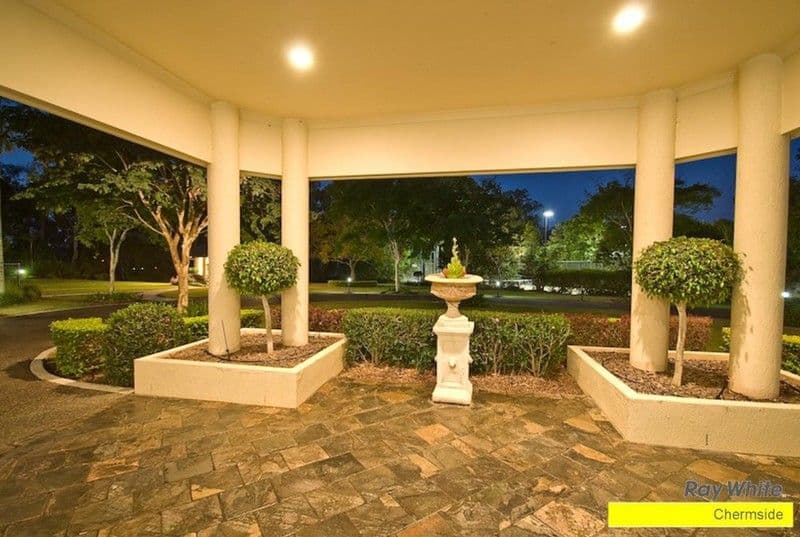240 Ridley Road, BRIDGEMAN DOWNS QLD 4035, Bridgeman Downs - Thumbnail 8