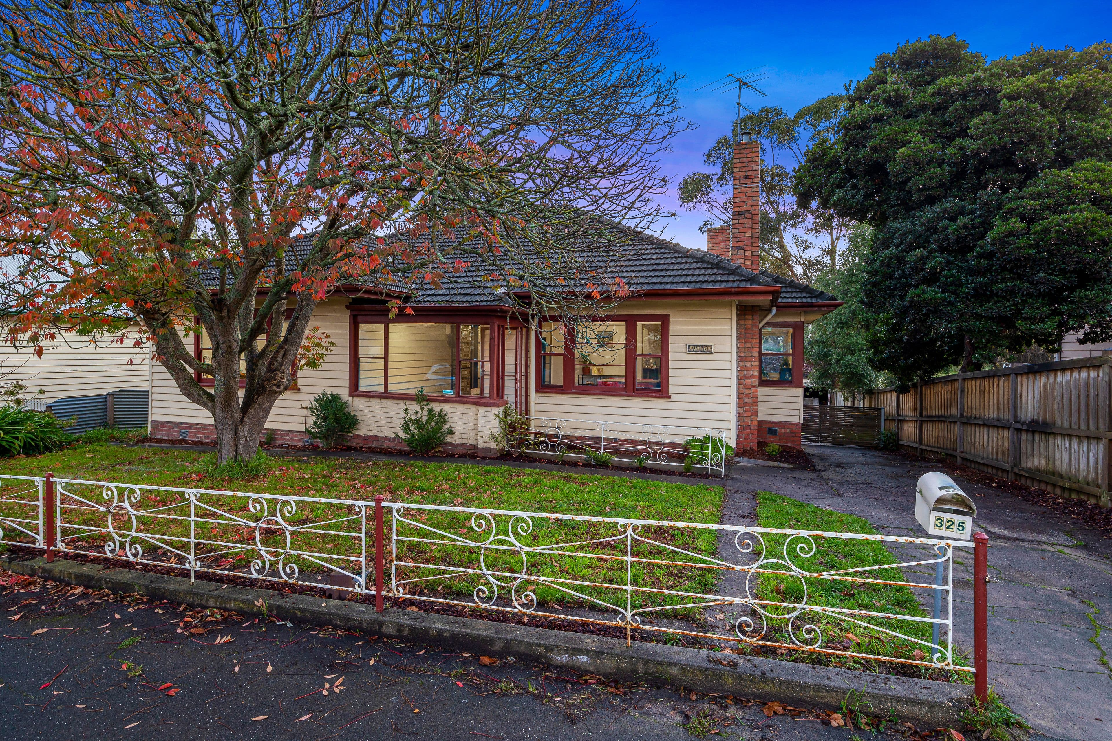 325 Peel Street North, Black Hill VIC 3350, Black Hill - Image 1
