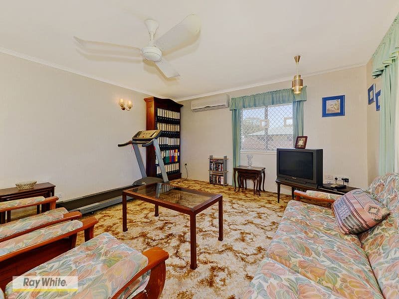 18 Waratah Drive, CLONTARF QLD 4019, Clontarf - Thumbnail 3