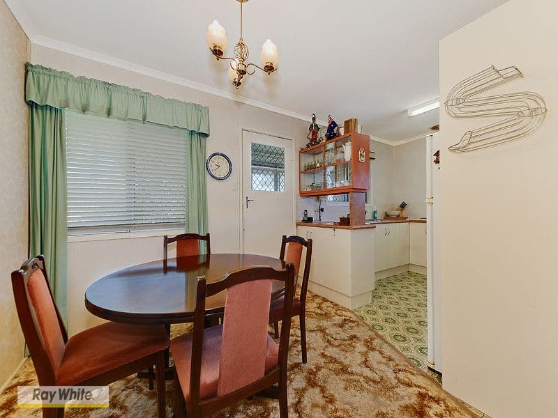 18 Waratah Drive, CLONTARF QLD 4019, Clontarf - Thumbnail 5