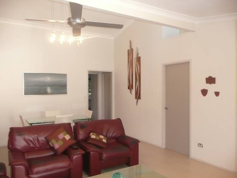 70 Thorpe Street, INDOOROOPILLY QLD 4068, Indooroopilly - Thumbnail 4