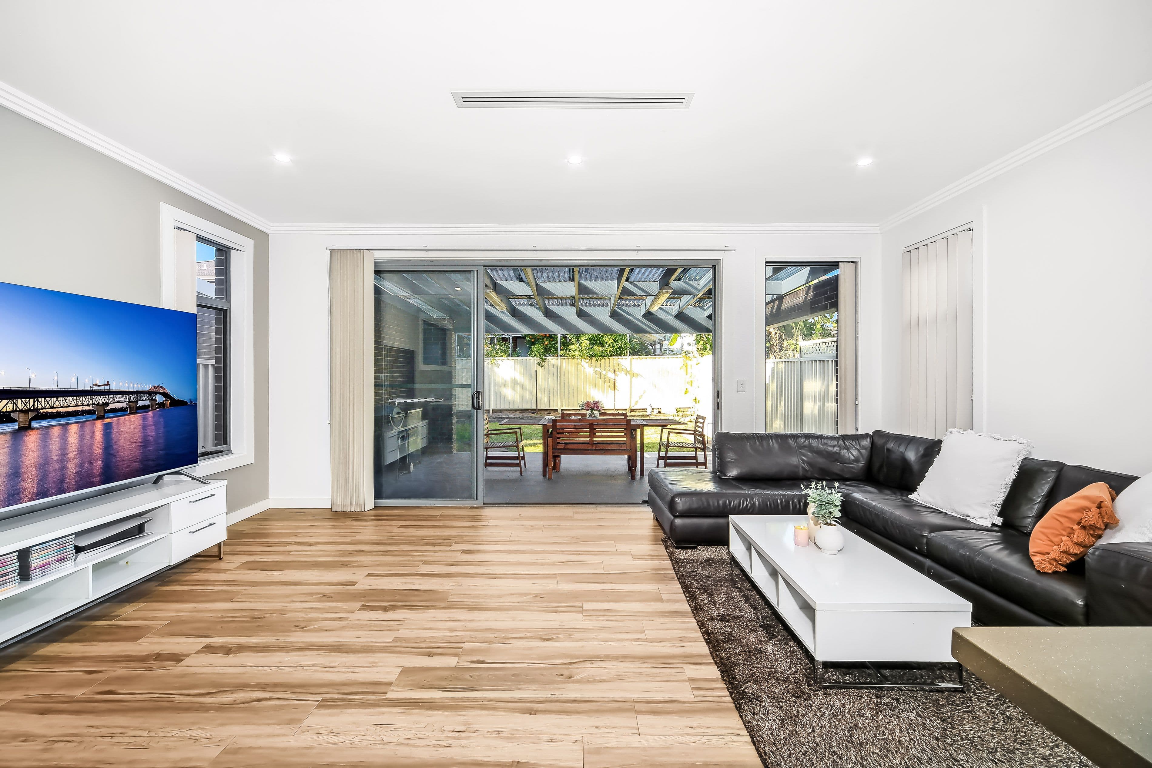 20 Larien Crescent, Birrong NSW 2143, Birrong - Thumbnail 2