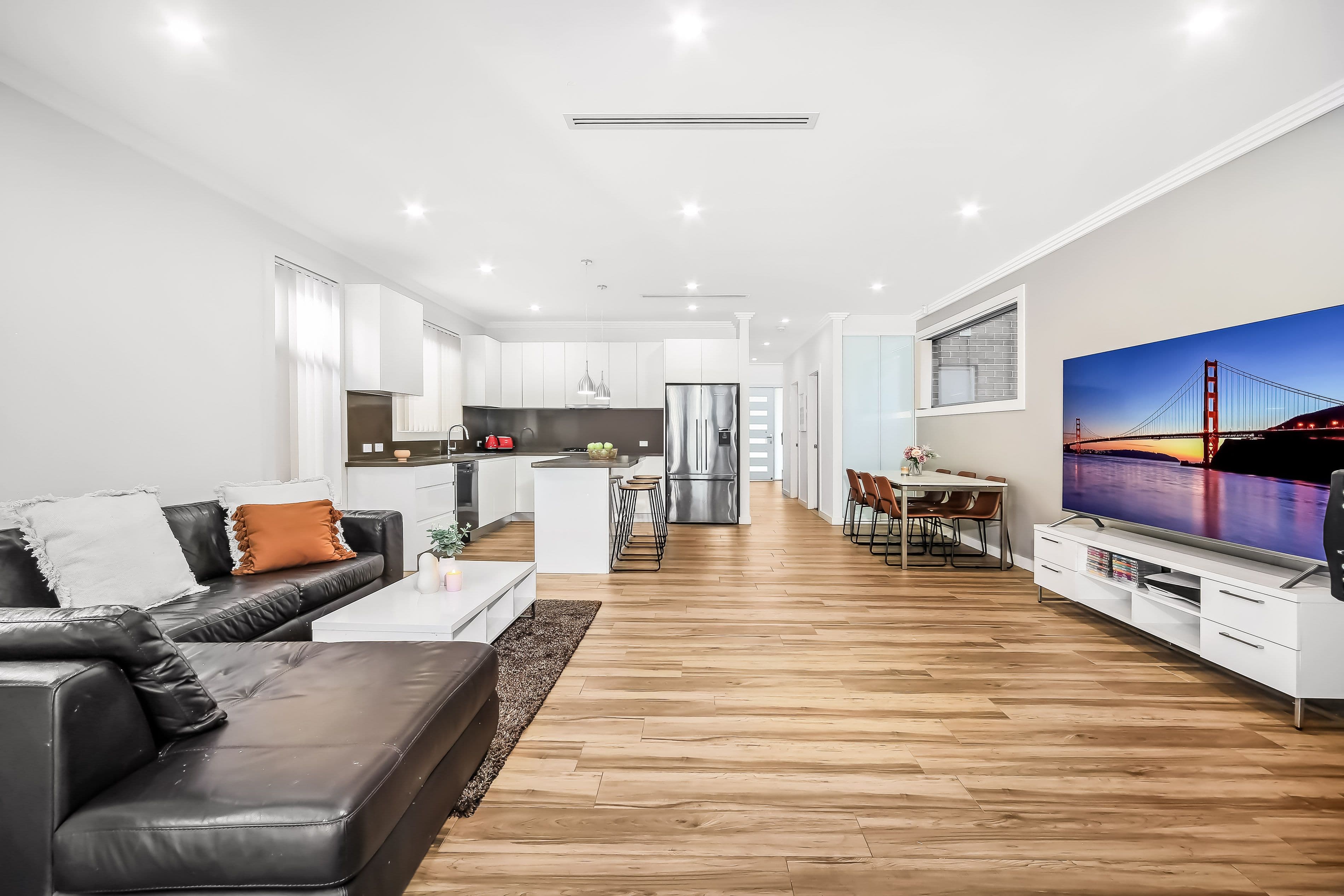 20 Larien Crescent, Birrong NSW 2143, Birrong - Thumbnail 3