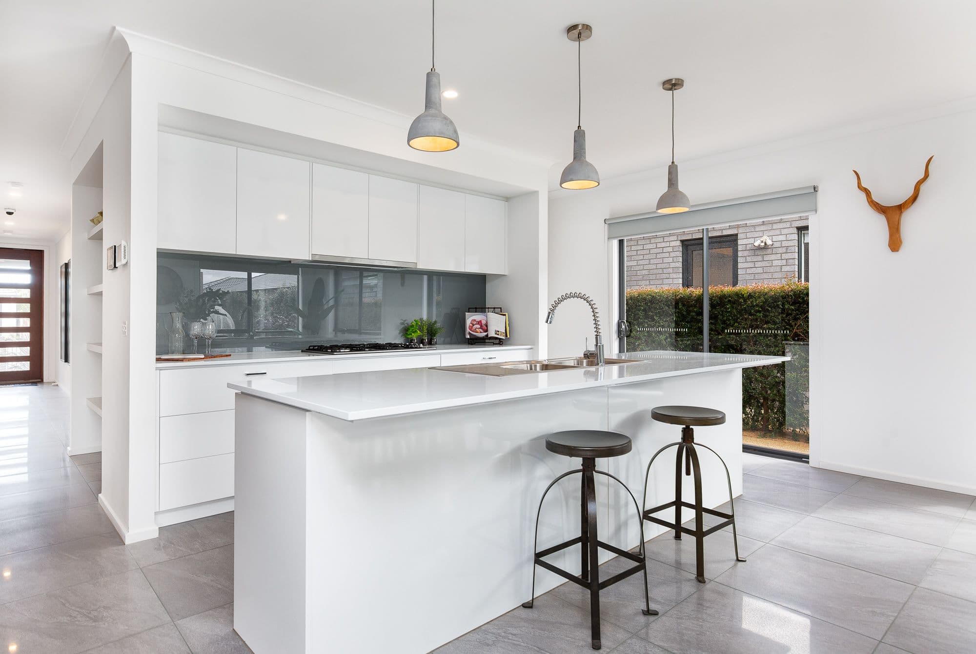 32 Murphy Street, Clyde North VIC 3978, Clyde North - Thumbnail 2