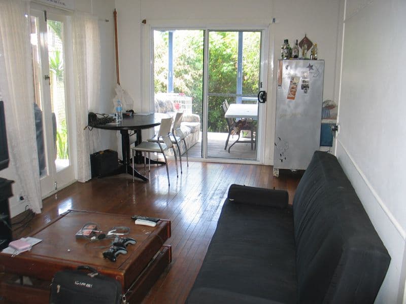 1027 Gold Coast Highway, PALM BEACH QLD 4221, Palm Beach - Thumbnail 4