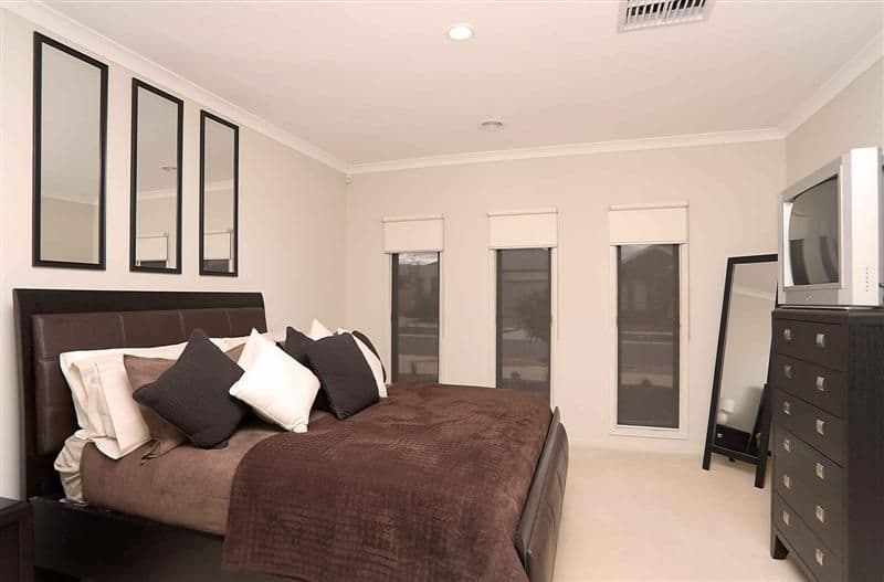 32 The Avenue, CAROLINE SPRINGS VIC 3023, Caroline Springs - Thumbnail 4