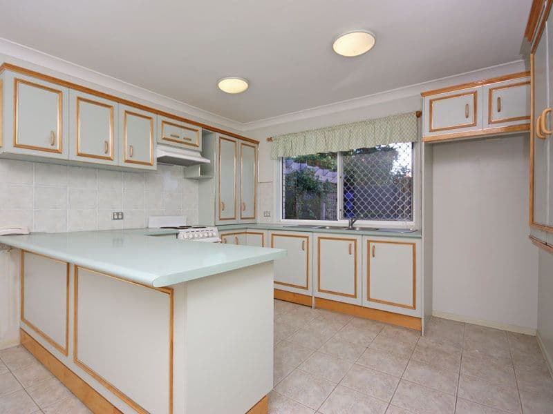 68 Oldbury Place, FOREST LAKE QLD 4078, Forest Lake - Thumbnail 2