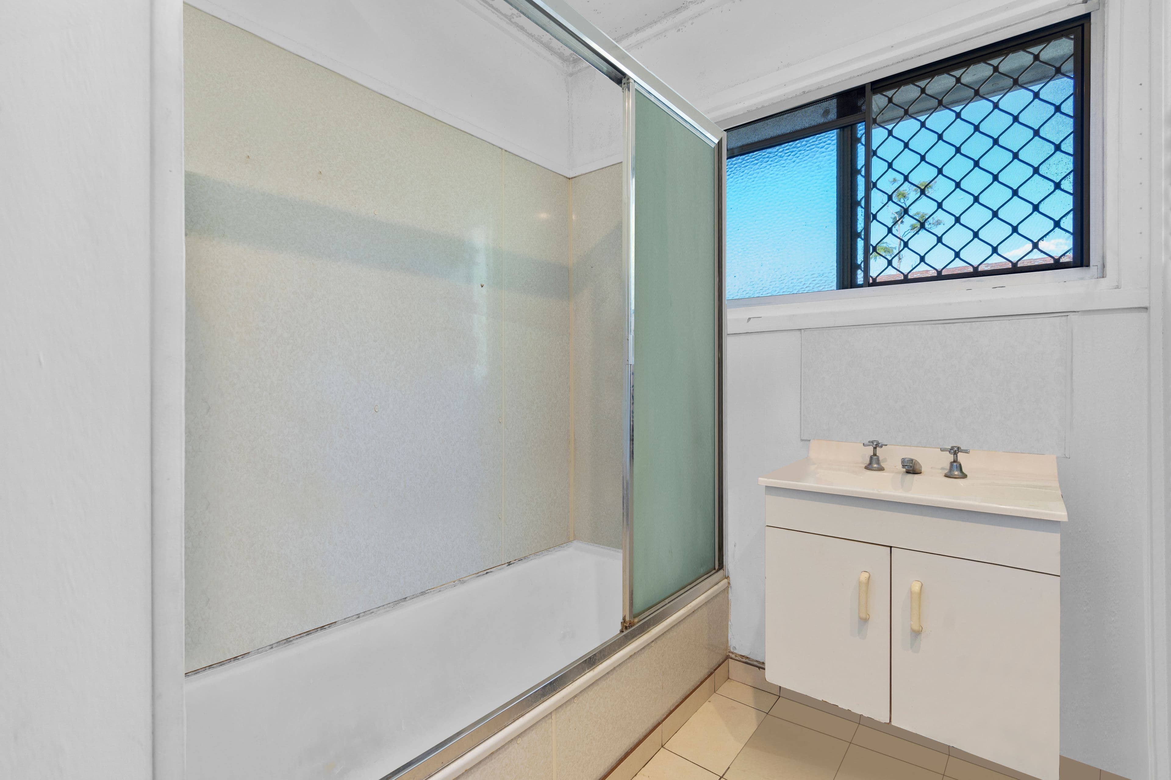 43 Price Street, Riverview QLD 4303, Riverview - Thumbnail 5