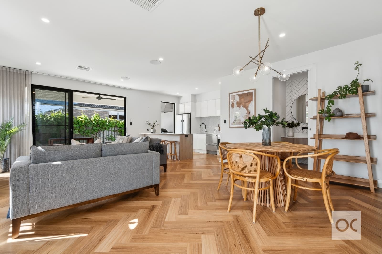 27 Sandison Avenue, Park Holme - Thumbnail 3