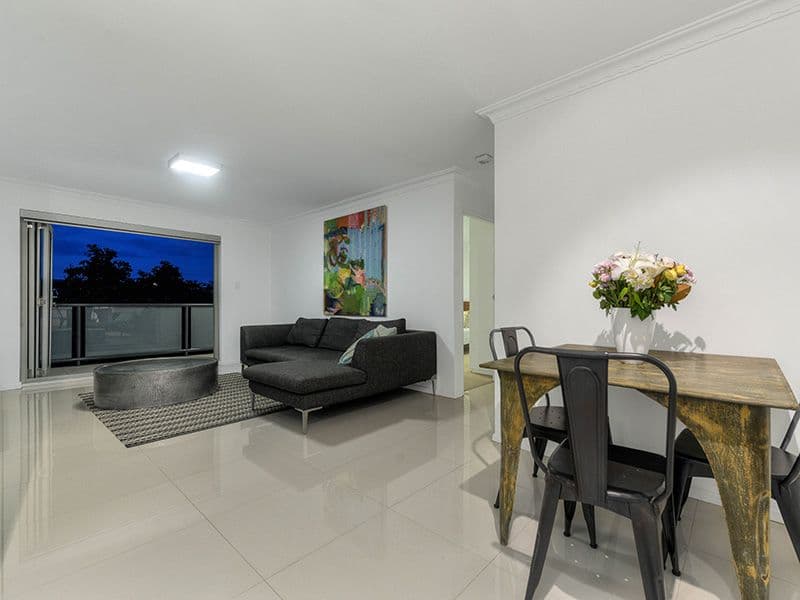 10 Knowsley Street, Greenslopes QLD 4120, Greenslopes - Thumbnail 5