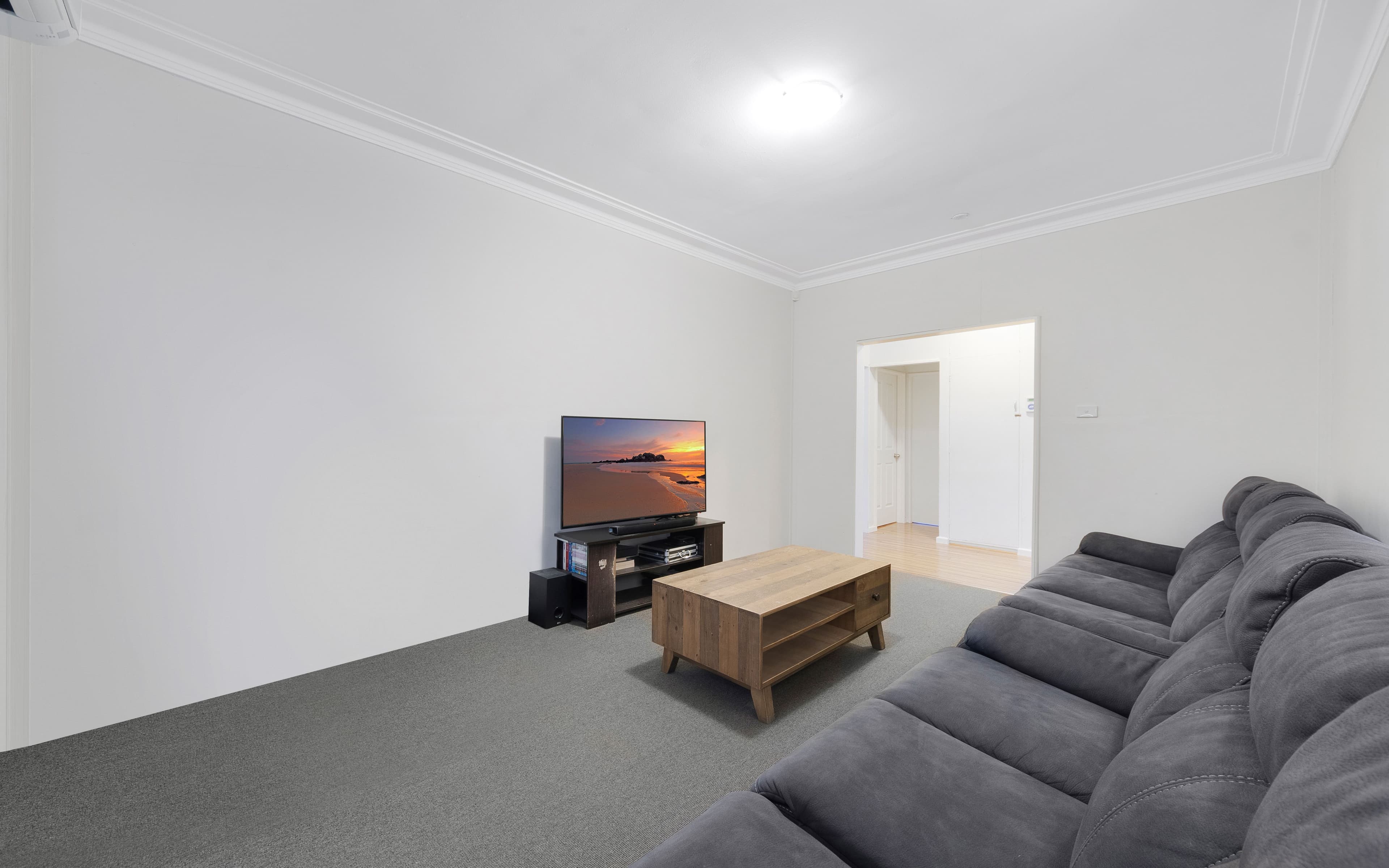 40 & 40A Hoddle Avenue, Campbelltown NSW 2560, Campbelltown - Thumbnail 3