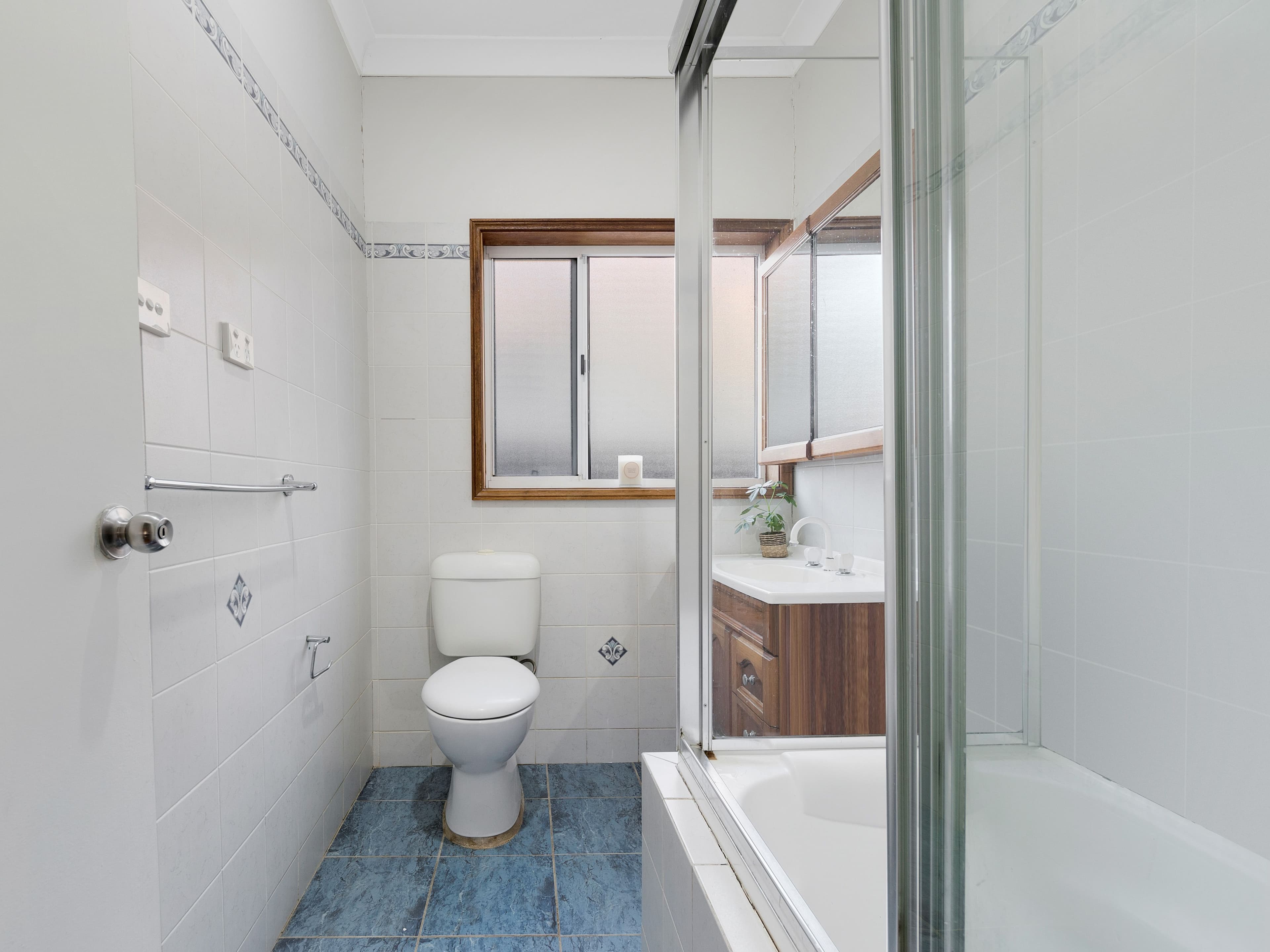 40 & 40A Hoddle Avenue, Campbelltown NSW 2560, Campbelltown - Thumbnail 7