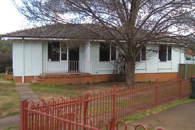 4 South Terrace, ORANGE NSW 2800, Orange - Image 1