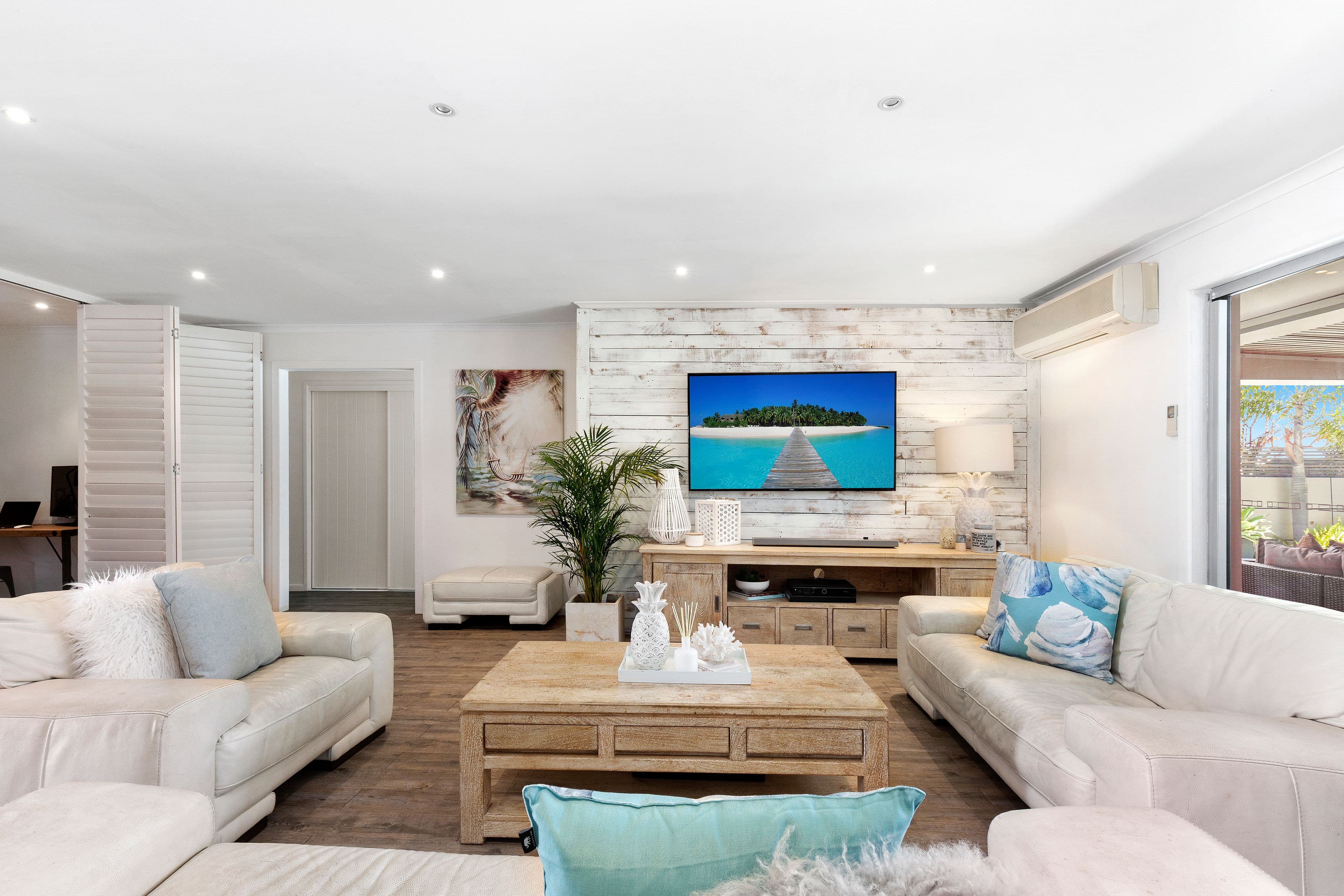 12 Chianti Avenue, Mermaid Waters QLD 4218, Mermaid Waters - Image 1