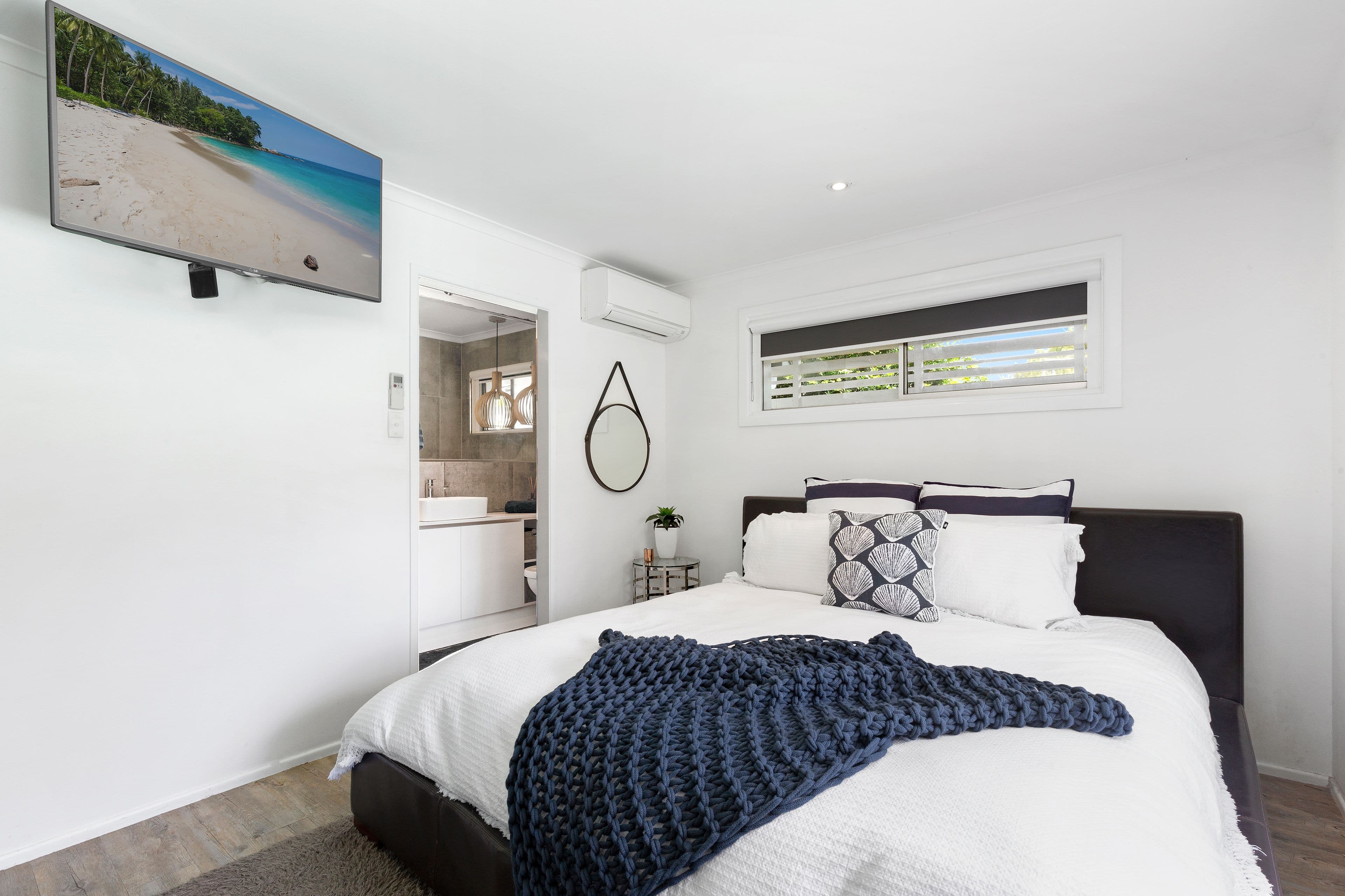 12 Chianti Avenue, Mermaid Waters QLD 4218, Mermaid Waters - Thumbnail 4