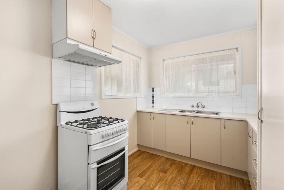 34 Turnberry Way, Brookwater QLD 4300, Brookwater - Thumbnail 5