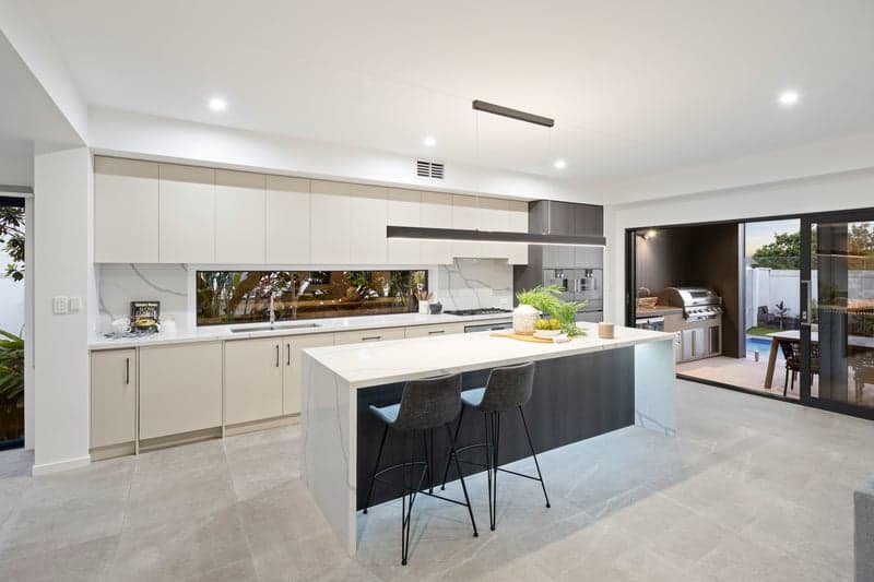 13 Plumeria Close, Kenmore - Thumbnail 5