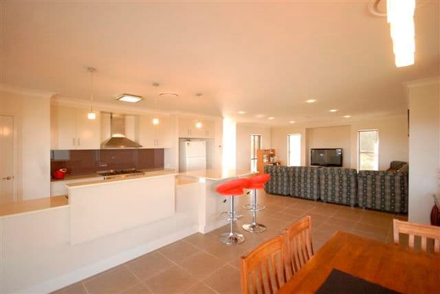 19 Bogong Court, HIGHFIELDS QLD 4352, Highfields - Thumbnail 4