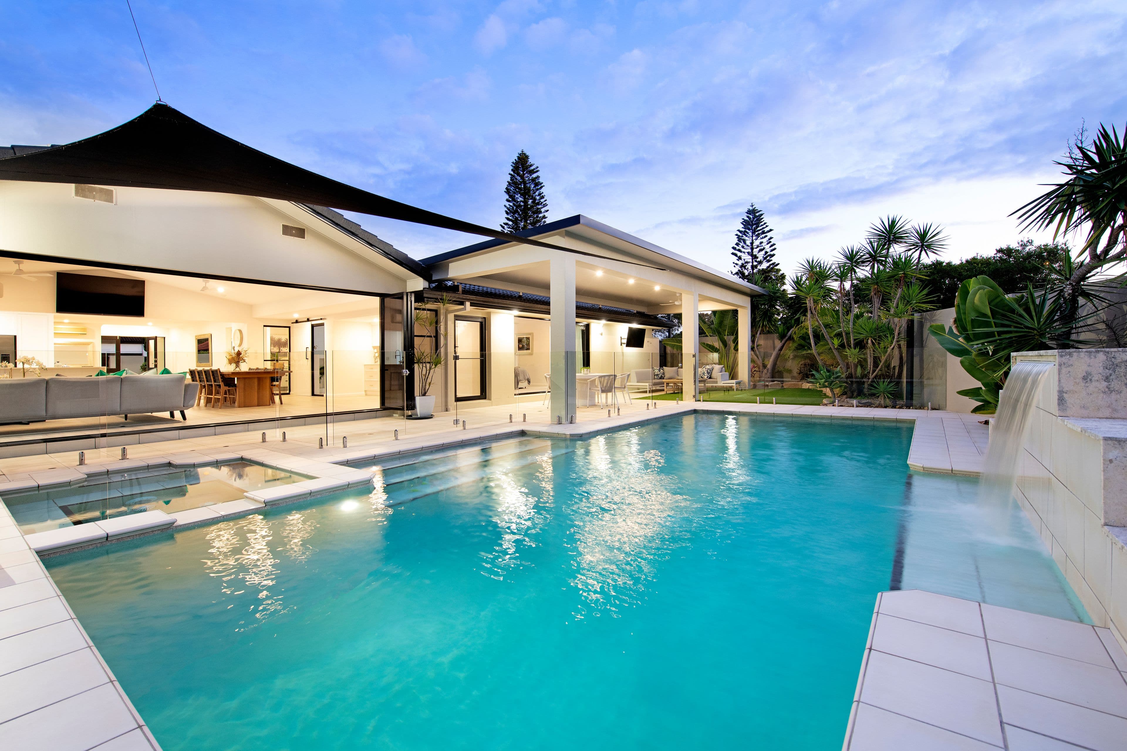 4 Reef Court, Mermaid Waters QLD 4218, Mermaid Waters - Image 1