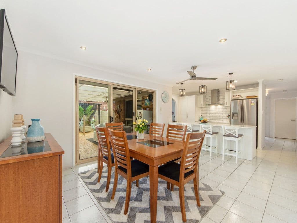 3 Maleny Place, Helensvale QLD 4212, Helensvale - Thumbnail 4