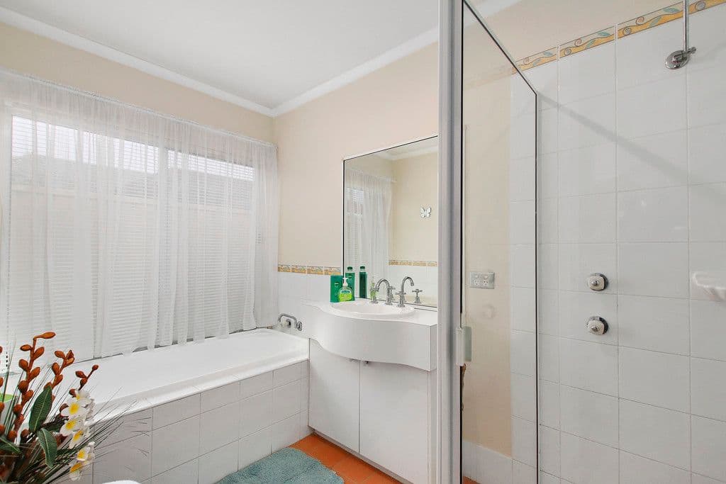 4 Fife Place, Cecil Hills NSW 2171, Cecil Hills - Thumbnail 8