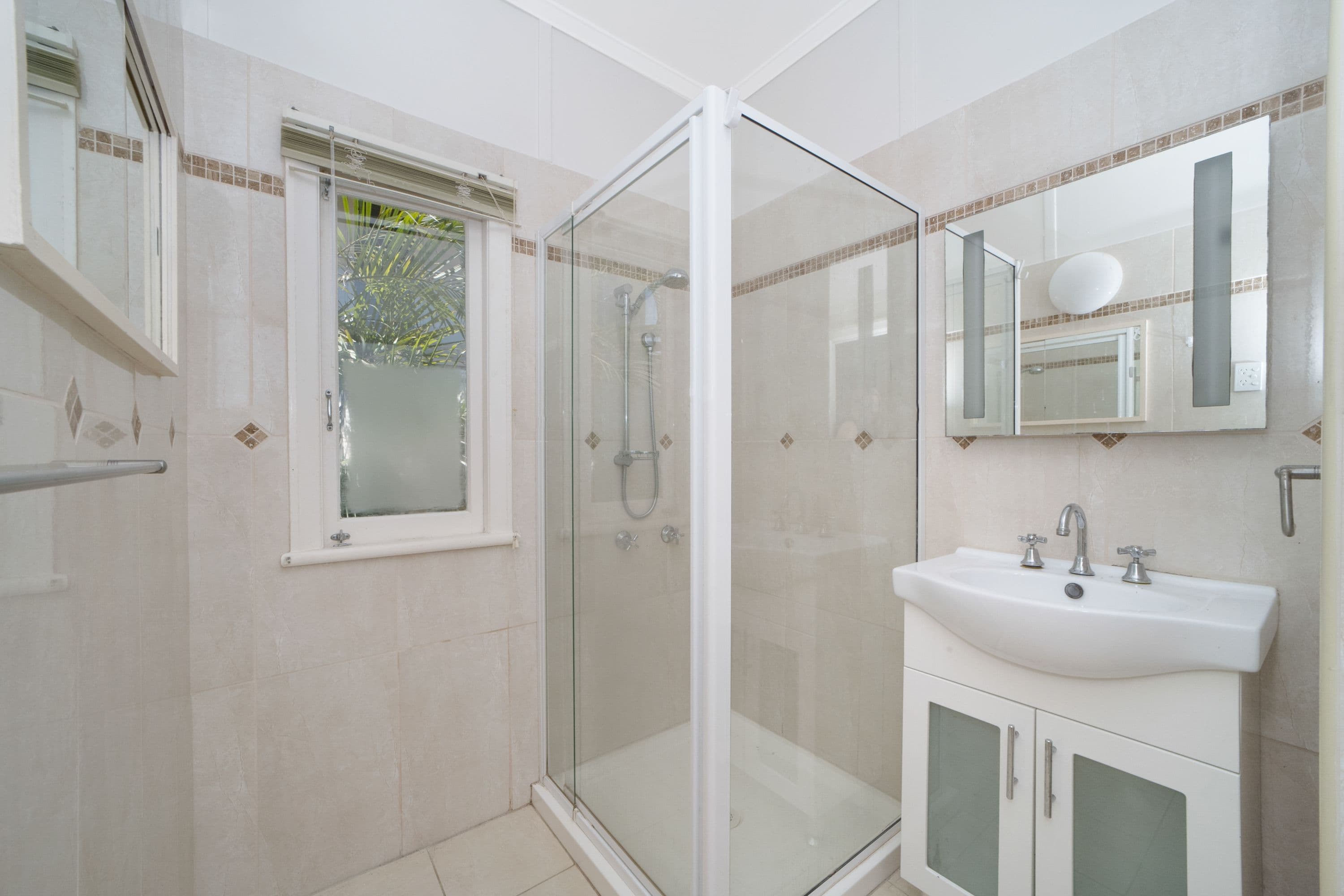 34 Palm Street, Rowes Bay QLD 4810, Rowes Bay - Thumbnail 7