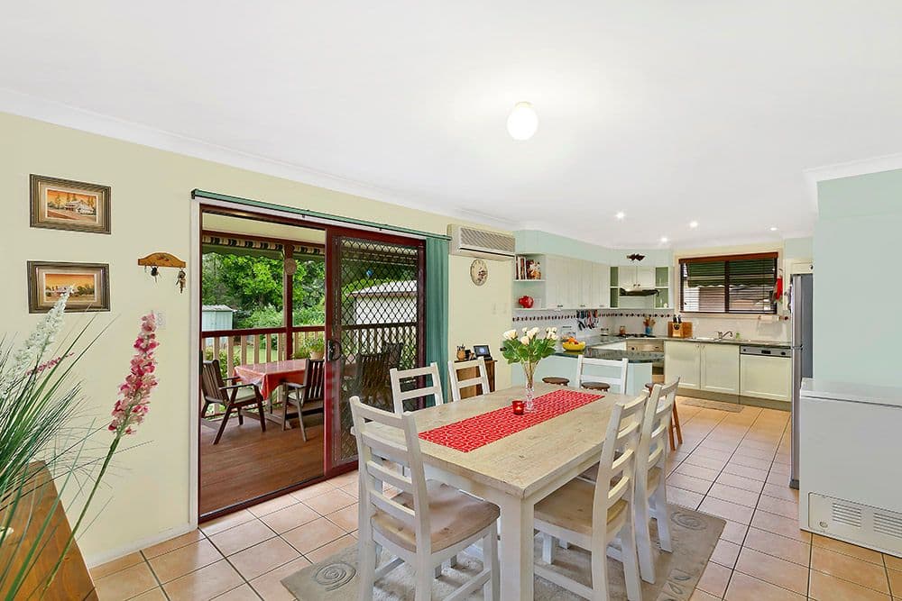44 Kingsford Smith Drive, BERKELEY VALE NSW 2261, Berkeley Vale - Thumbnail 3