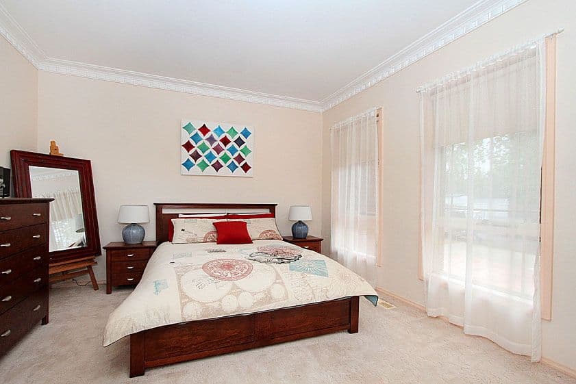 2 Piccadilly Court, GREENVALE VIC 3059, Greenvale - Thumbnail 3