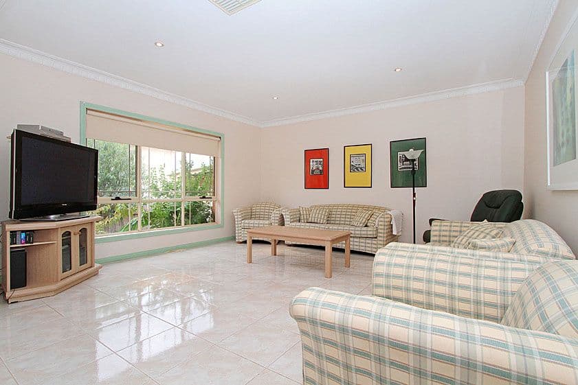 2 Piccadilly Court, GREENVALE VIC 3059, Greenvale - Thumbnail 5