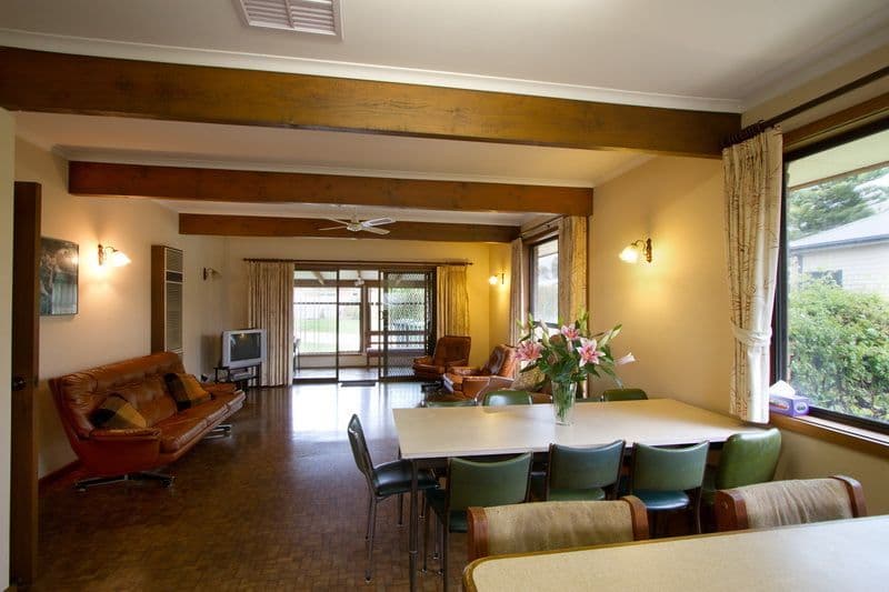 1 Wrixon Street, ROMSEY VIC 3434, Romsey - Thumbnail 2