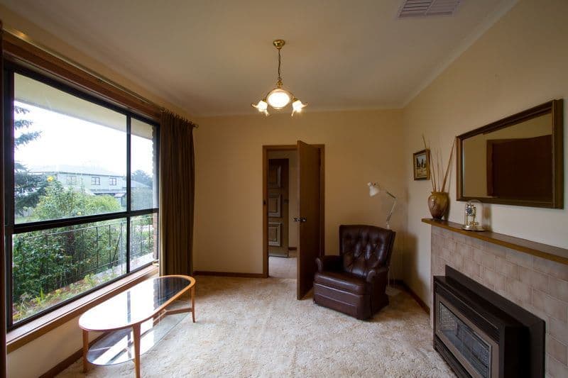 1 Wrixon Street, ROMSEY VIC 3434, Romsey - Thumbnail 4