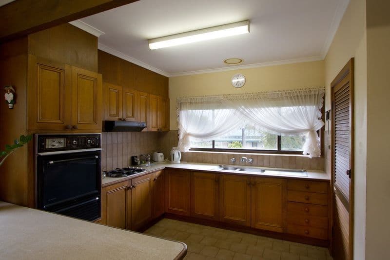 1 Wrixon Street, ROMSEY VIC 3434, Romsey - Thumbnail 5